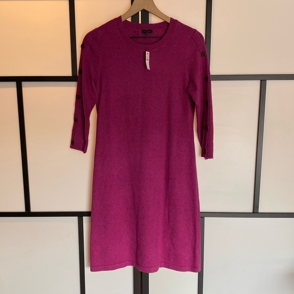 Talbots Fuschia Color speckled long sleeve sweater dress. Size Small. NWT